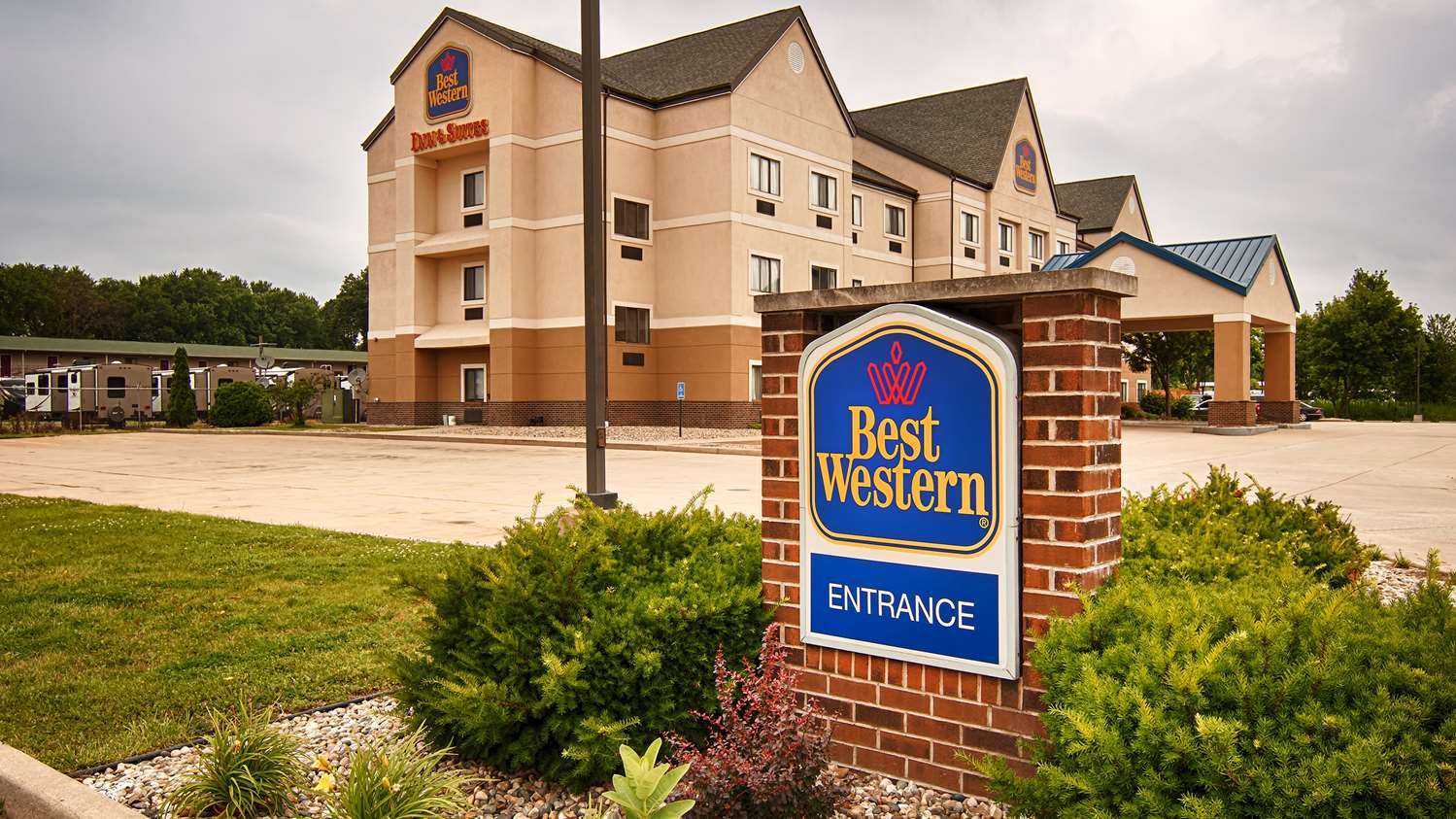 Best Western Elkhart Inn & Suites Εξωτερικό φωτογραφία